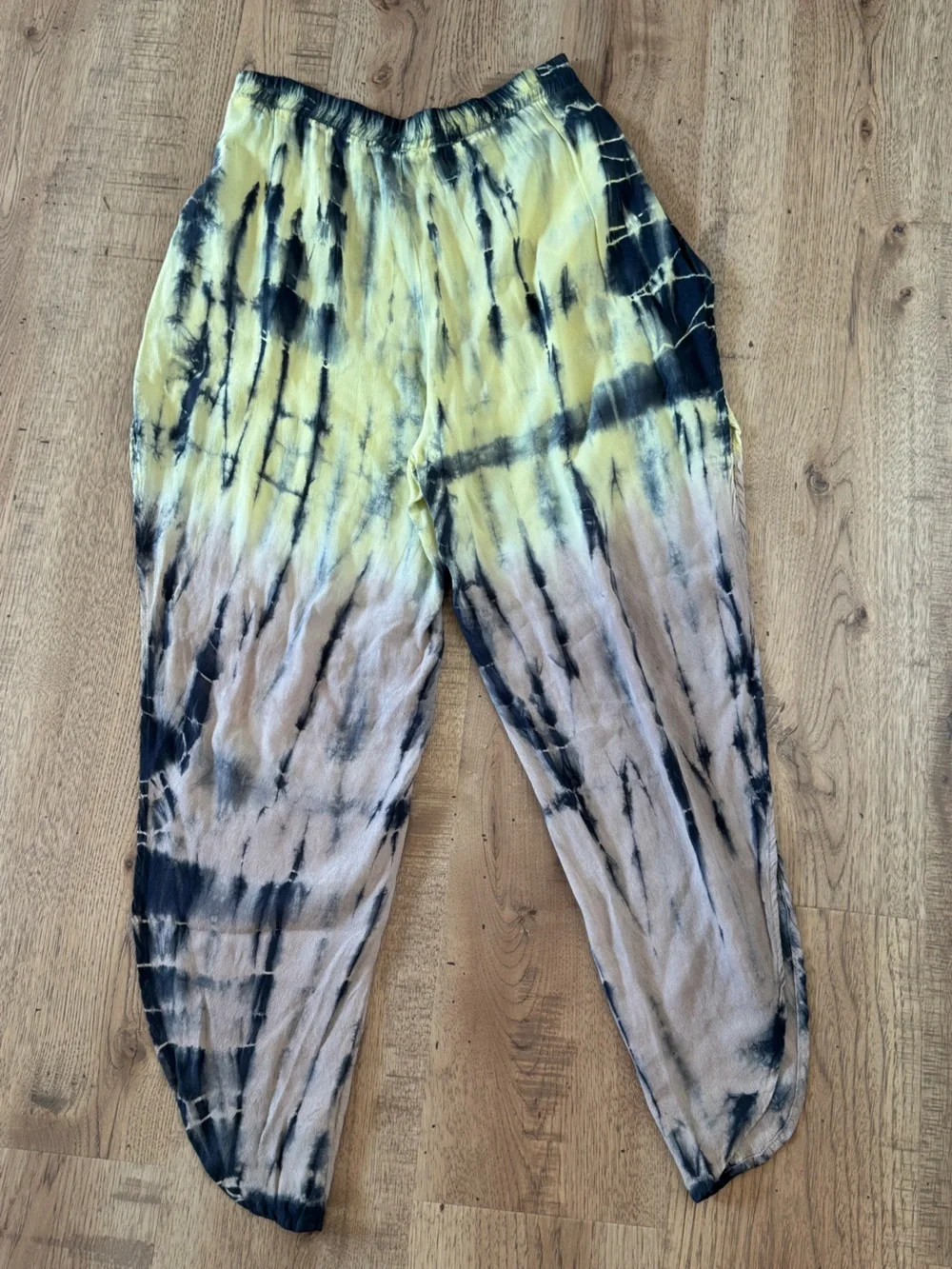 Fraiche by J Tie Dye Harem Pants Open Side Slit NWOT S - Picture 6 of 6